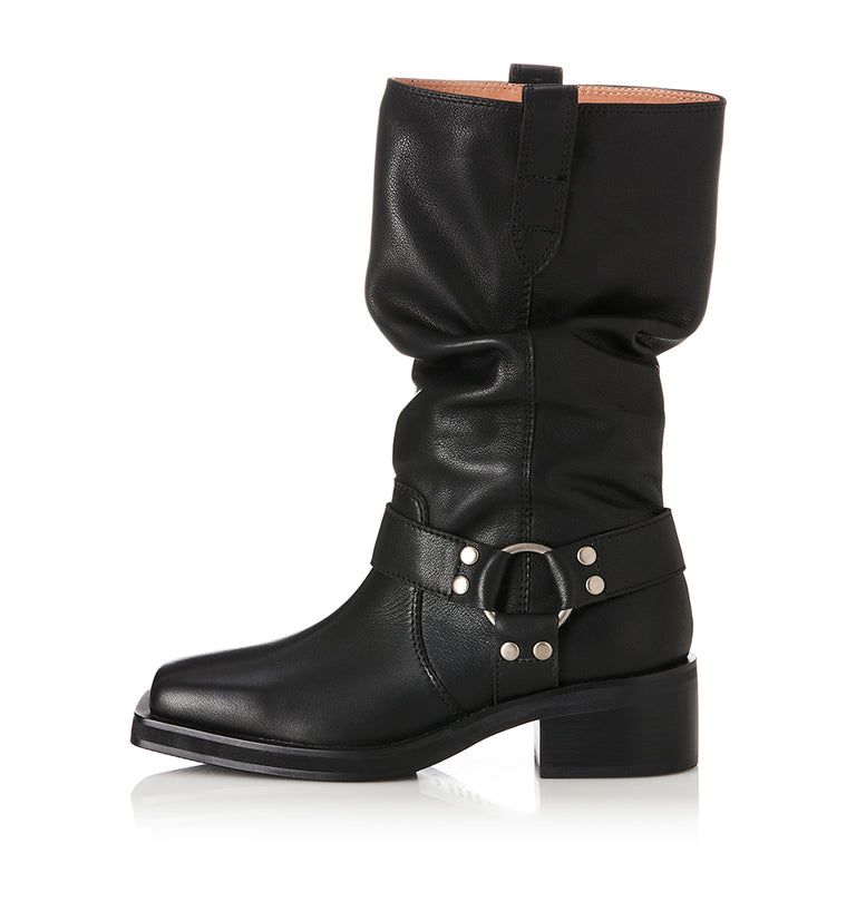 Alias mae sales wesley boot