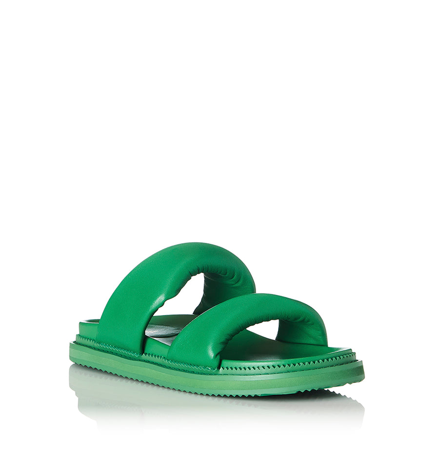 Paris â Alias Mae Australia