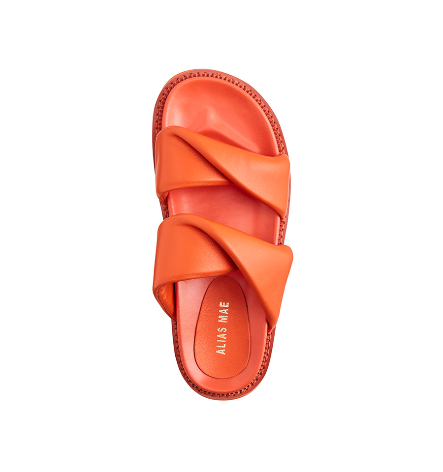 Paris â Alias Mae Australia